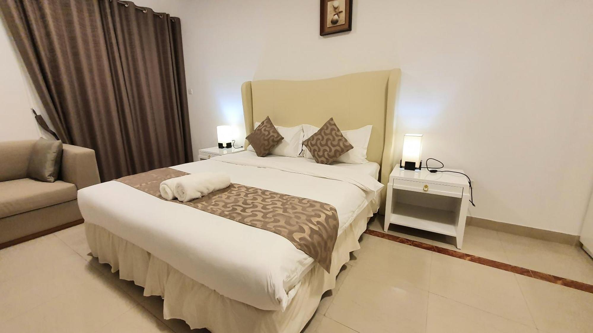 Muscat Oasis Residencias Exterior foto